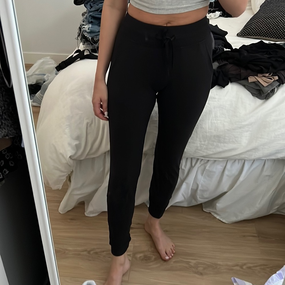 Black Lululemon Sweatpants